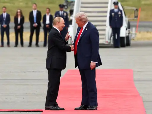 Trump Putin Meeting In Alaska : ट्रंप की आवभगत से भी नहीं पिघले पुतिन, रूस के हितो के लिए तटस्थ