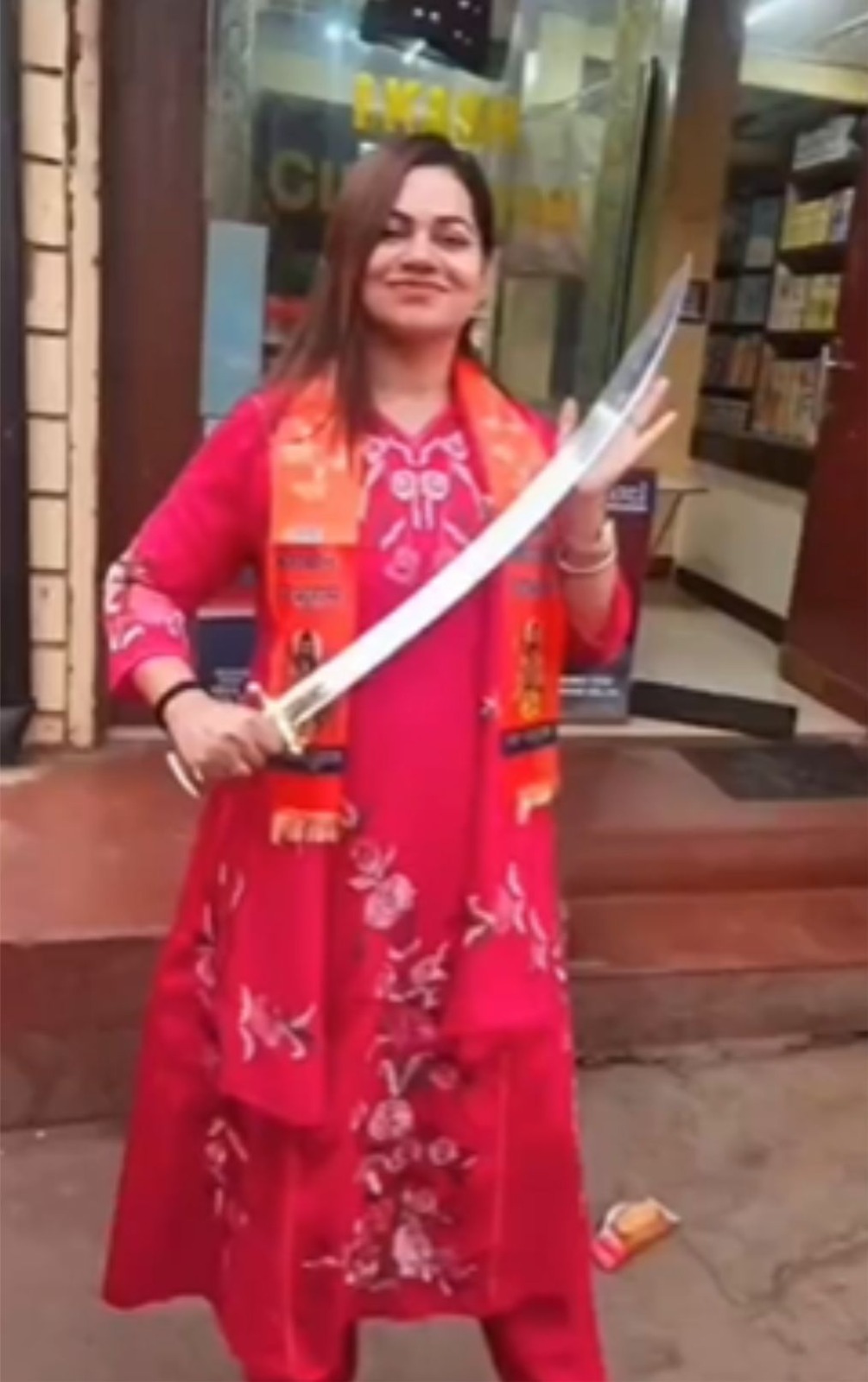 Streets of Raipur To Instagram : ‘डॉन’ बनने की सनक और अपराध का डिजिटल ग्लैमराइजेशन