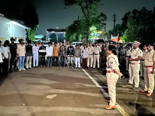 Raipur Police Commissionerate : अलग-अलग जोन में चला अभियान, कॉम्बिंग गश्त और सरप्राइज़ चेकिंग